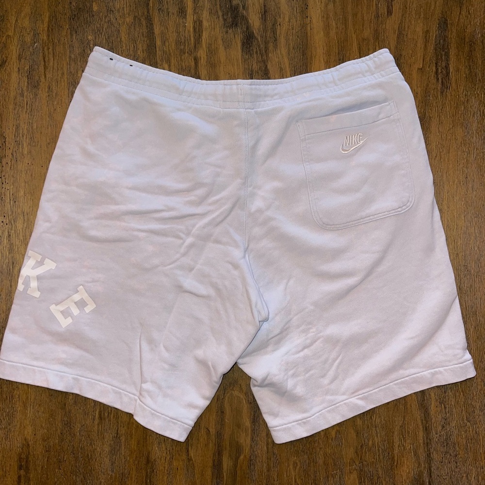Men’s Lavender Nike Cotton Shorts. Size L. - Picture 4 of 5